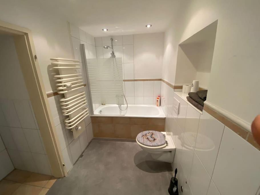 Ferien-Villa Direkt Am Rhein Sauna/Whirlpool Gotterswickerhamm Exterior foto